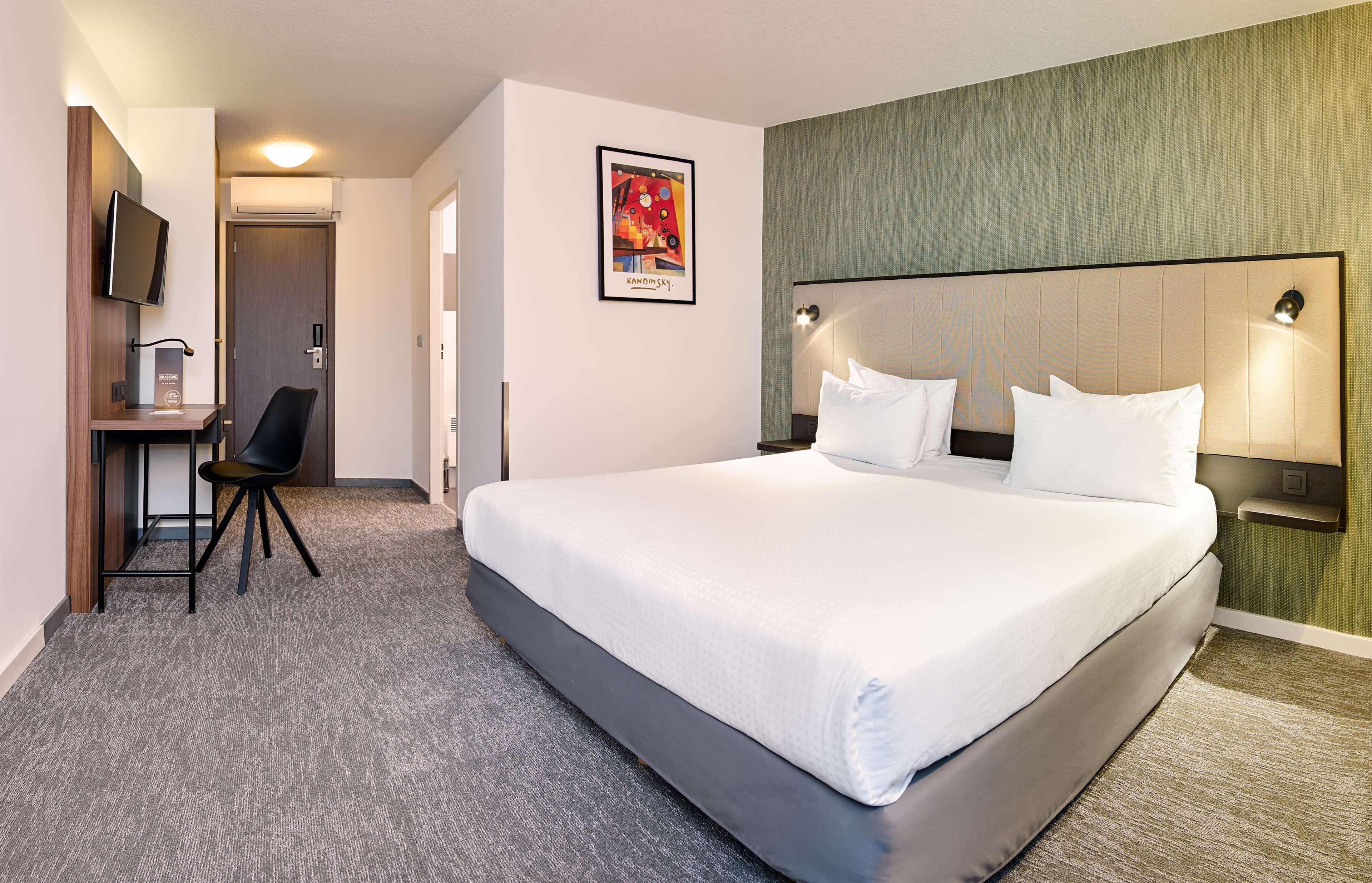 Best Western Hotel Вавр Экстерьер фото