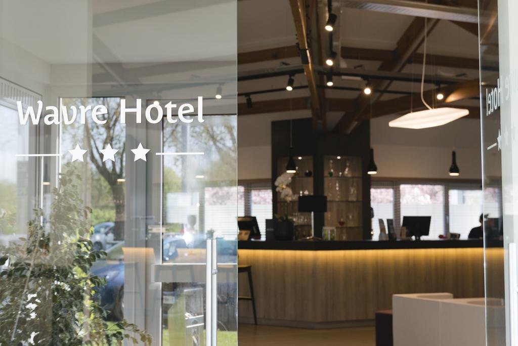 Best Western Hotel Вавр Экстерьер фото